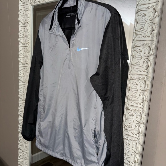Nike Golf 1/2 Zip Shield Pullover Jacket - Picture 3 of 16